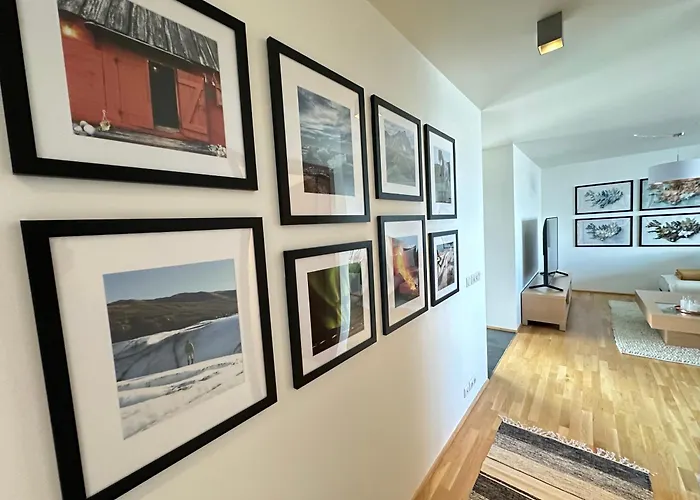 Apartment In Mariubaugur,With Fantastic View Over Reykjavik - Birta Rentals