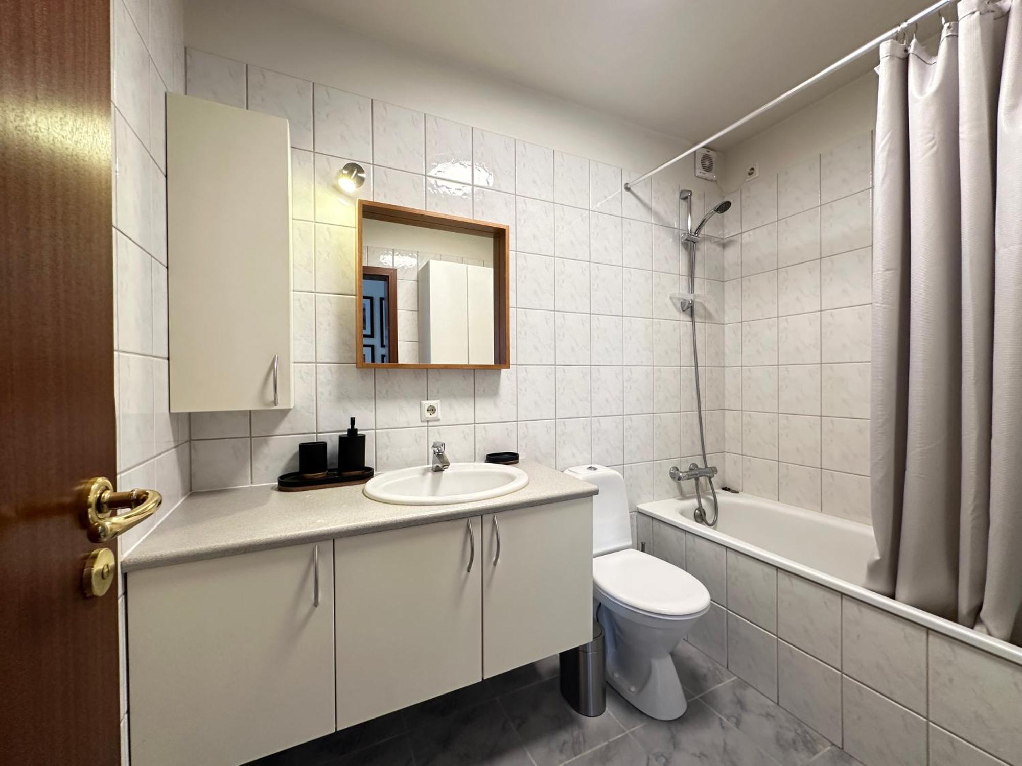 In Mariubaugur,with Fantastic View Over - Birta Apartment *